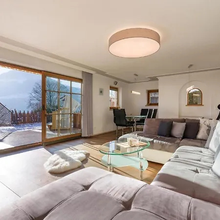 Chalet Weinberg With Private Sauna And 6 Bedrooms קירשברג אין טירול