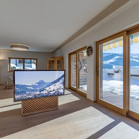 Chalet Weinberg With Private Sauna And 6 Bedrooms בקתה קירשברג אין טירול
